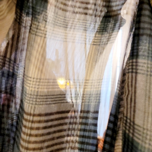 Sheer plaid longsleeve - Picture 10 of 12